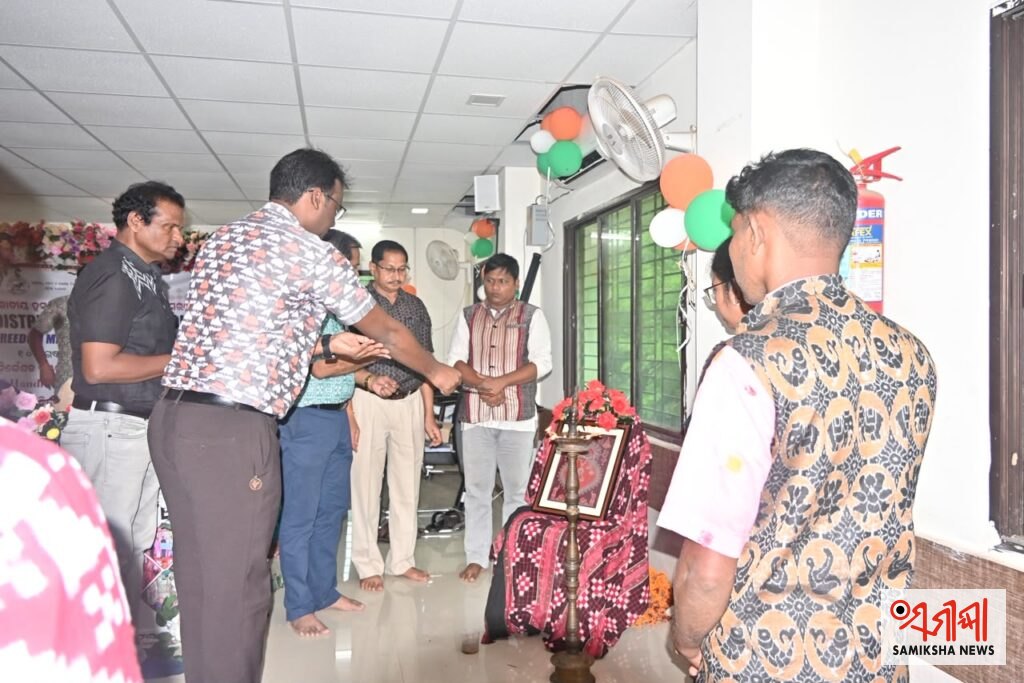 ବରଗଡ଼: “ଥ୍ରେଡ଼ ଅଫ ଫ୍ରିଡମ -ବୁଣାକାର ସମାବେଶ ଏବଂ ହ୍ୟାକାଥନ୍ କାର୍ଯ୍ୟକ୍ରମ ଅନୁଷ୍ଠିତ – ସମୀକ୍ଷା ଖବର