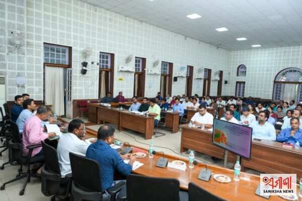 କେନ୍ଦୁଝର ଜିଲ୍ଲାରେ ଭୋଟର ତାଲିକା ସ୍ୱତନ୍ତ୍ର ସଘନ ସଂଶୋଧନ କାର୍ଯ୍ୟର ସମୀକ୍ଷା କଲେ ଉତ୍ତରାଞ୍ଚଳ ରାଜସ୍ୱ କମିଶନର ତଥା ପର୍ଯ୍ୟବେକ୍ଷକ ସଂଗ୍ରାମ କେଶରୀ ମହାପାତ୍ର – ସମୀକ୍ଷା ଖବର