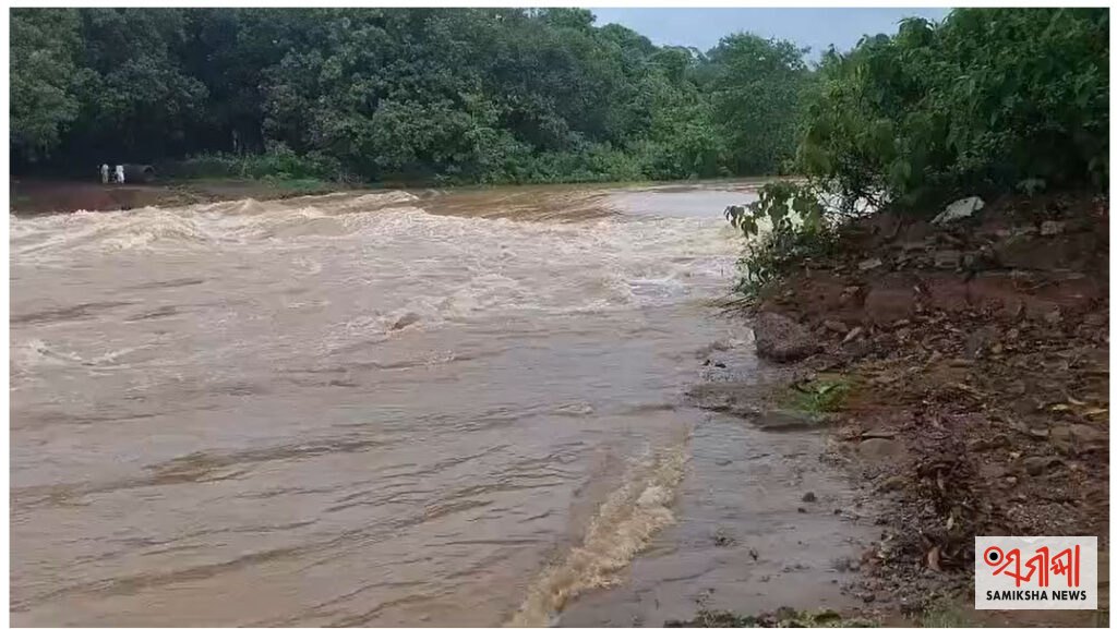 ଉଲଘୁଚାପ ବର୍ଷାରେ ନଦୀପାଣି ବଢି ଧୋଇଲା ଜାମୁଘାଟ ଅସ୍ଥାୟୀ ପୋଲ ଉଦଳା ଓ ବାଲେଶ୍ୱରରୁ ବୈଶିଙ୍ଗା ଯୋଗାଯୋଗରୁ ବିଛିନ୍ନ – ସମୀକ୍ଷା ଖବର