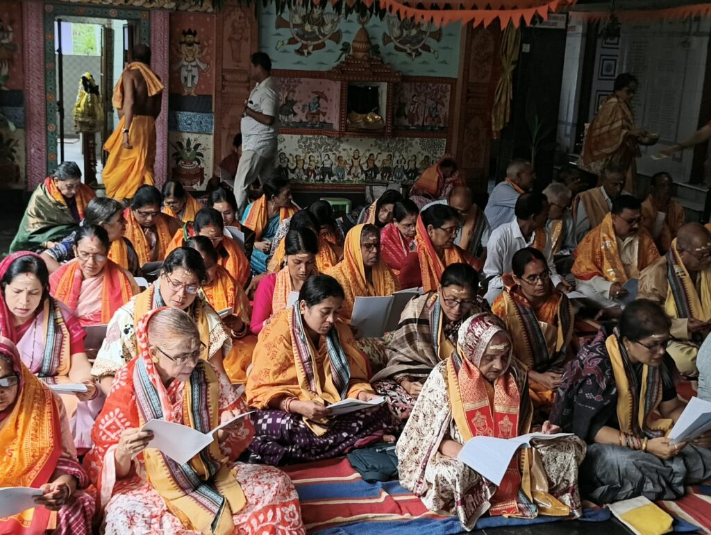 ଭୁବନେଶ୍ୱର: ଓୟୁଏଟି ସ୍ଥିତ ଶ୍ର ଜଗନ୍ନାଥଙ୍କ ମନ୍ଦିରରେ ଭାଗବତ ଜନ୍ମ ଦିବସ ପାଳିତ – ସମୀକ୍ଷା