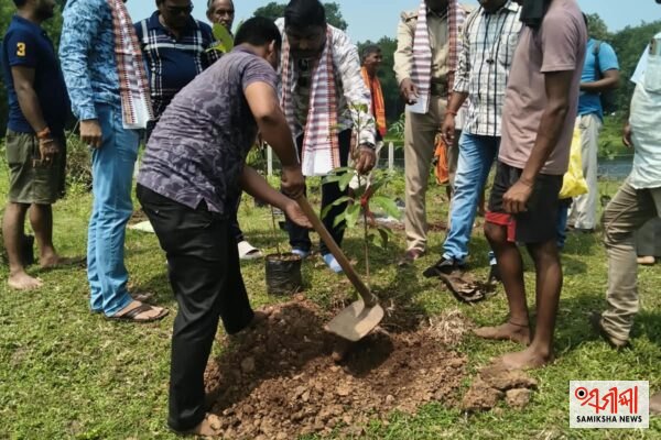 ବୁଢ଼ାଲିଙ୍ଗ (କେଦାରେଶ୍ୱର) ଠାରେ ବିଶାଳ ବୃକ୍ଷରୋପଣ ଅଭିଯାନ – ସମୀକ୍ଷା ଖବର
