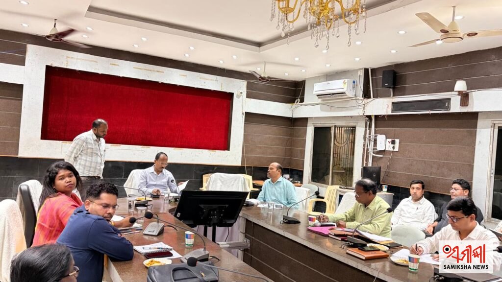 ପ୍ରବାସୀ ଶ୍ରମିକ ପ୍ରଥା ହ୍ରାସ ପାଇଁ ବିଭାଗୀୟ ପଦକ୍ଷେପ ବଢ଼ାଇବାକୁ ଜିଲ୍ଲାପାଳଙ୍କ ନିର୍ଦ୍ଦେଶ – ସମୀକ୍ଷା ଖବର