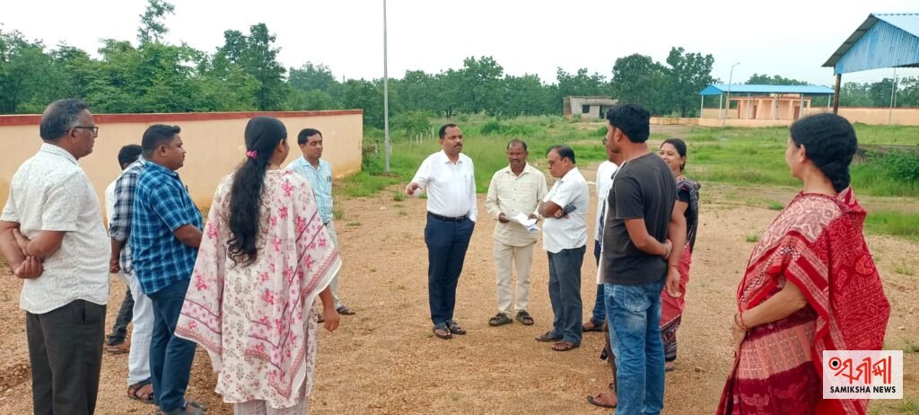 ଜନତାଙ୍କ ଡାକରେ ପହଞ୍ଚିଲେ ପଦ୍ମପୁର ଉପଜିଲ୍ଲାପାଳ, ସମସ୍ୟା ସ୍ଥଳରେ ତୁରନ୍ତ ପଦକ୍ଷେପ । – ସମୀକ୍ଷା ଖବର