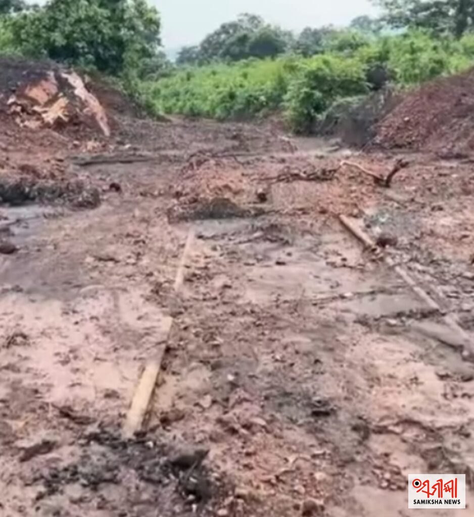 ବଡବିଲ:ସଂରକ୍ଷିତ ଜଙ୍ଗଲରେ ବେଆଇନ ରାସ୍ତା ନିର୍ମାଣ,୫ ଭାରୀଯାନ ଜବତ କମ୍ପାନୀ କୁ ବନ ବିଭାଗର ନୋଟିସଆର୍ସେଲର ମିତ୍ତଲ ନିପନ ଷ୍ଟିଲ ର ଆଇନକୁ ଉଲଙ୍ଘନ – ସମୀକ୍ଷା ଖବର