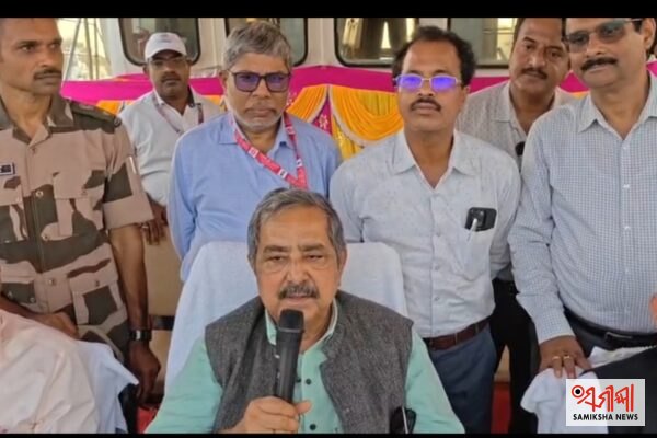 ନୀତି ଆୟୋଗର ଉପାଧ୍ଯକ୍ଷ ଡ. ଅଶୋକ କୁମାର ଲାହିରୀଙ୍କ ପାରାଦୀପ ବନ୍ଦର ପ୍ରାଧୂକରଣ ପରିଦର୍ଶନ – ସମୀକ୍ଷା ଖବର