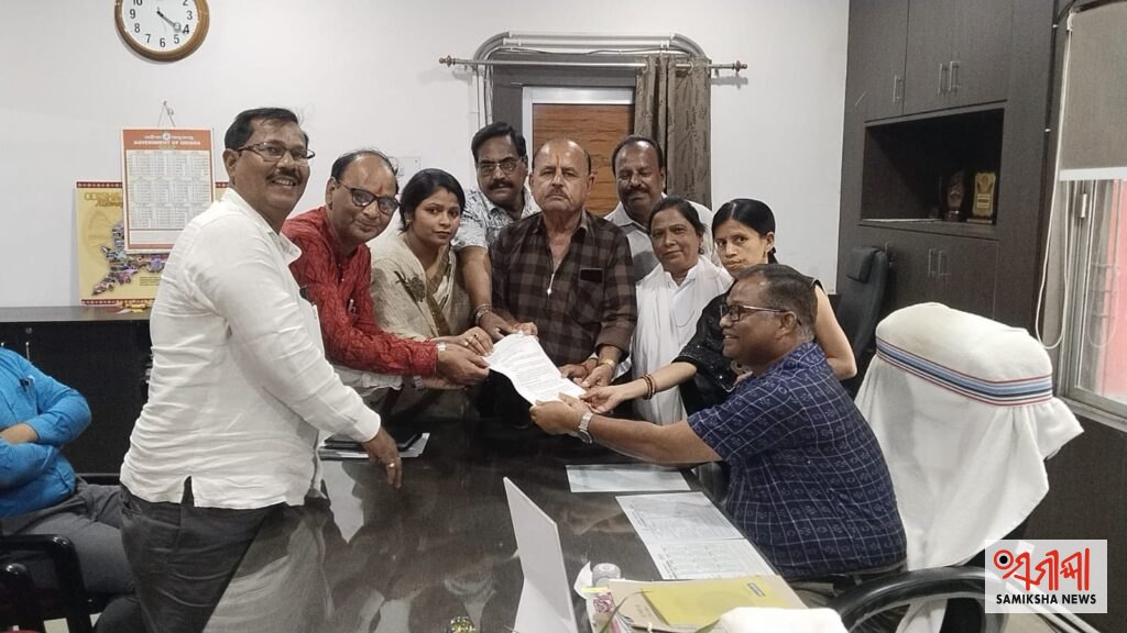 ଝାରସୁଗୁଡ଼ା- ଡାକ୍ତରଙ୍କ ଦୁର୍ବ୍ୟବହାର ଅଭିଯୋଗ: ସାଟେଲାଇଟ୍ ହସ୍ପିଟାଲକୁ ନେଇ ଗର୍ଜିଲା ବିଜେଡି’ – ସମୀକ୍ଷା ଖବର