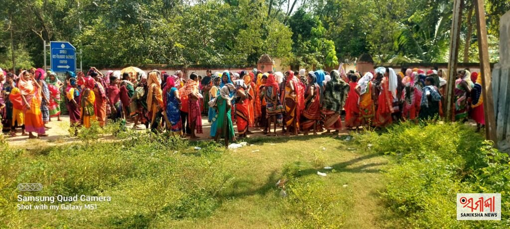 କୋଟପାଡ଼: ମଦ ବନ୍ଦ ଦାବିକରି ଥାନାରେ ପହଁଞ୍ଚିଲେ ମହିଳା – ସମୀକ୍ଷା ଖବର