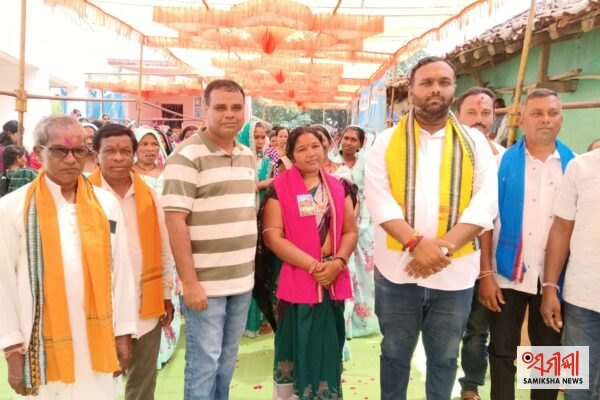ବିଜରାଡିହି ଗ୍ରାମରେ ସ୍ୱଚ୍ଛତା ହିଁ ସେବା କାର୍ଯ୍ୟକ୍ରମରେ ଜିଲ୍ଲାପାଳ ଓ ନୂଆପଡା ବିଧାୟକଙ୍କ ଯୋଗଦାନ – ସମୀକ୍ଷା ଖବର