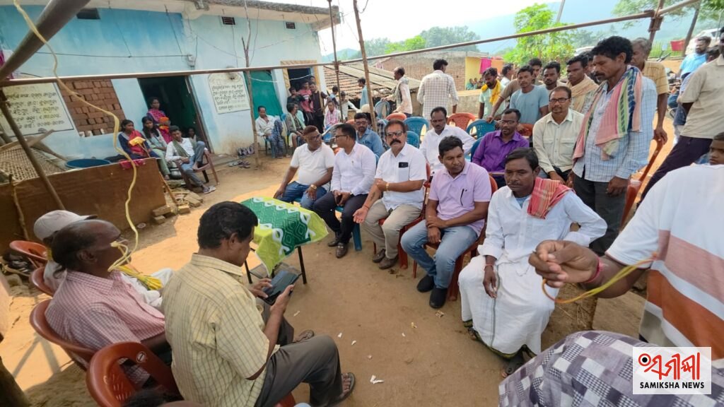 ବିଷମକଟକ ବିଧାୟକ ନୀଳମାଧବ ହିକକା ଦୁଇ ଛାତ୍ରୀଙ୍କ ଅଭାବନୀୟ ମୃତ୍ୟୁ ବରଣ କରିଥିବା ଶୋକ ସ୍ଵନ୍ତପ୍ତ ପରିବାରଙ୍କୁ ଭେଟି ସମ ବେଦନା ଜଣାଇଲେ – ସମୀକ୍ଷା ଖବର