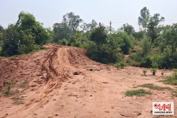 ଟିଟିଲାଗଡ: ୩୦୦ ମିଟର ରାସ୍ତା, ୧୦ ଲକ୍ଷ ଟଙ୍କା ବ୍ୟୟ ଖର୍ଚ୍ଚକୁ ନେଇ ପ୍ରଶ୍ନ ଅଧିକାରୀଙ୍କ ପ୍ରତିକ୍ରିୟାକୁ ଅପେକ୍ଷା – ସମୀକ୍ଷା ଖବର