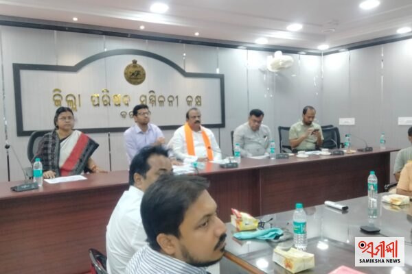ବରଗଡ଼ ମାଷ୍ଟର ପ୍ଲାନ ୨୦୪୦କୁ ନେଇ ଗୁରୁତ୍ୱପୂର୍ଣ୍ଣ ସମୀକ୍ଷା ବୈଠକ ଅନୁଷ୍ଠିତ – ସମୀକ୍ଷା ଖବର