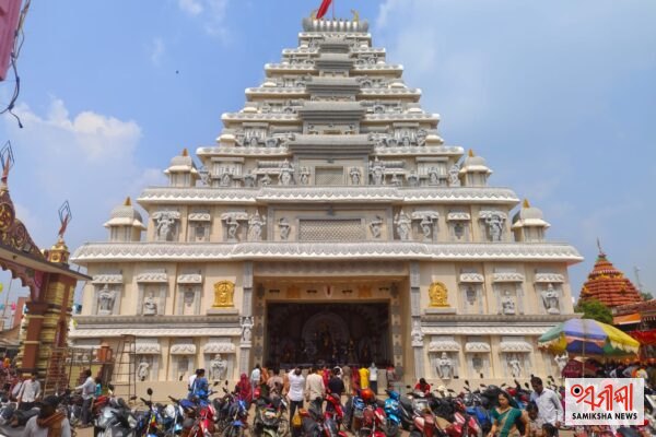 ସୋହେଲା ନବରାତ୍ର ଦୁର୍ଗାପୂଜା ଆକର୍ଷିତ କରୁଛି ଭଵ୍ୟ ମଣ୍ଡପ ଏବଂ ଆଲୋକ ସଜ୍ଜା – ସମୀକ୍ଷା ଖବର