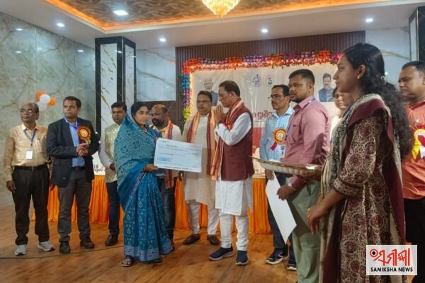 ମହତାବ ଭବନ ପରିସରରେ ରାଇରଙ୍ଗପୁର ବ୍ଳକ ଓ କୁସୁମି ବ୍ଳକରେ ବ୍ଲକ ସ୍ତରୀୟ ମତ୍ସ୍ୟ ଓ ପ୍ରାଣୀ ସମ୍ପଦ ମେଳା – ସମୀକ୍ଷା ଖବର
