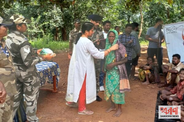 ବଲାଣି CISF ପକ୍ଷରୁ ଶୀତବସ୍ତ୍ର ବଣ୍ଟନ – ସମୀକ୍ଷା ଖବର