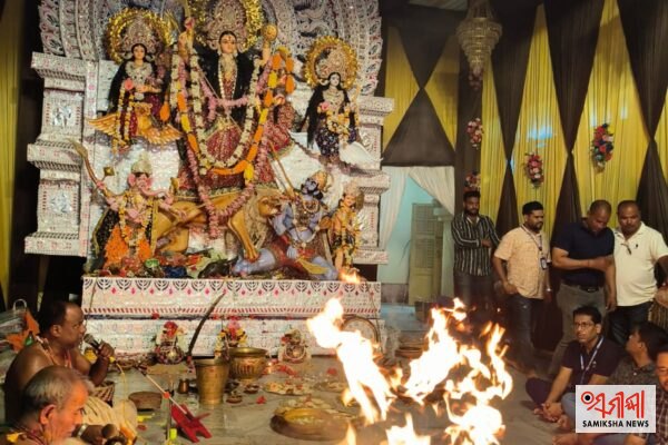 ୯୮ ବର୍ଷର ଗୌରବମୟ ପରମ୍ପରା ବହନ କରୁଛି ଖୋରଧା କ୍ଲବ ସାର୍ବଜନୀନ ଦୁର୍ଗାପୂଜା ; – ସମୀକ୍ଷା ଖବର