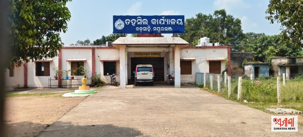 ବନ୍ୟା ପ୍ରଭାବିତ ପାଳପାଟଣା ଗ୍ରାମରେ ଉପଯୁକ୍ତ ସ୍ଥାନରେ ବନ୍ୟା ଆଶ୍ରୟସ୍ଥଳୀ ନିର୍ମାଣ ପାଇଁ ଦାବି – ସମୀକ୍ଷା ଖବର