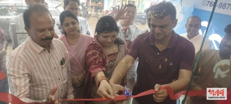 ନୂତନ ମେଡିସିନ ଷ୍ଟୋର “କେୟାର୍ ପ୍ଲସ୍” ଚିକିଟିରେ ଉଦଘାଟିତ