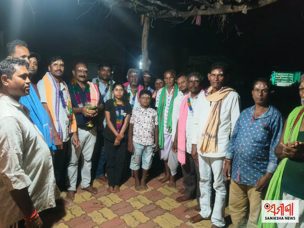 ପଲ୍ଲୀବିକାଶ ଛକ ଦୁର୍ଗାପୂଜା ପାଇଁ ମହାରାଜ ରାବଣ ବରଣ – ସମୀକ୍ଷା ଖବର