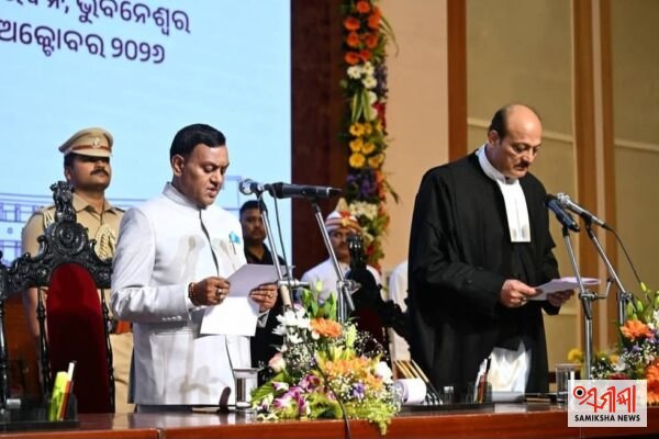 ରାଜ୍ୟର ନୂଆ ରାଜ୍ୟପାଳ ଭାବେ ଶପଥ ନେଲେ ବ୍ରଜମୋହନ – ସମୀକ୍ଷା ଖବର
