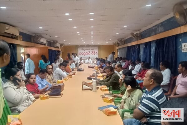 ଜିଲ୍ଲାପାଳଙ୍କ ଯୁଗ୍ମ ଜନ ଅଭିଯୋଗ ଶୁଣାଣି ସାଲେପୁରରେ ଅନୁଷ୍ଠିତ – ସମୀକ୍ଷା ଖବର